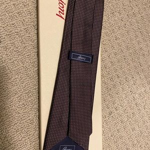 Brioni silk tie